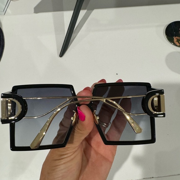 Dior 30Montaigne SU sunglasses - Picture 2 of 6